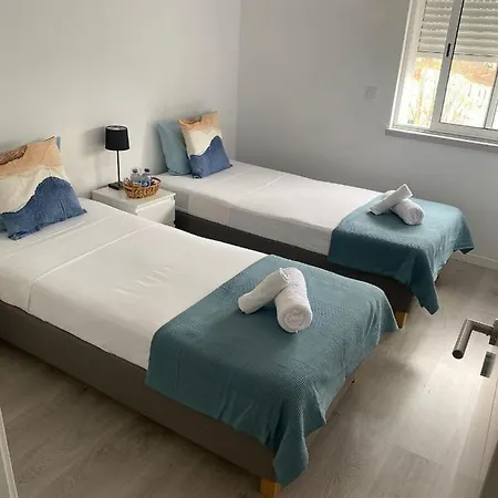 Homestay Near The Airport Lisbon